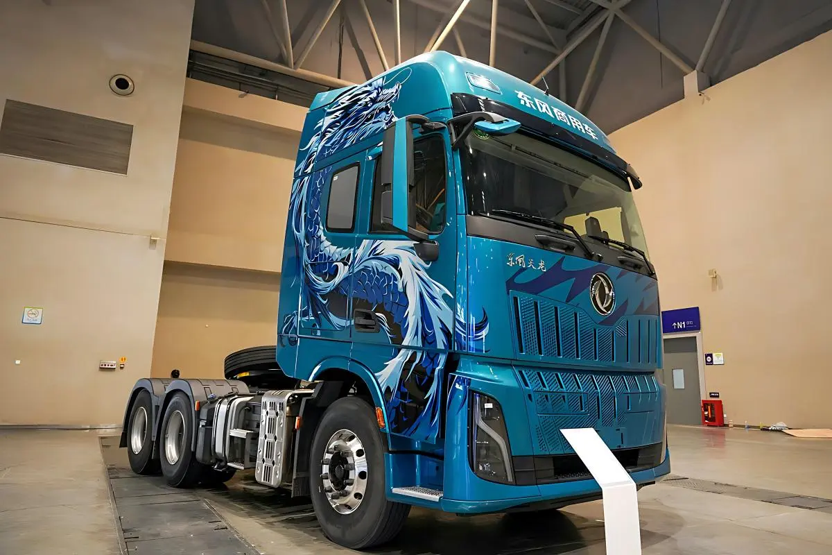 High-performance 640HP Dongfeng Kinglong KH truck