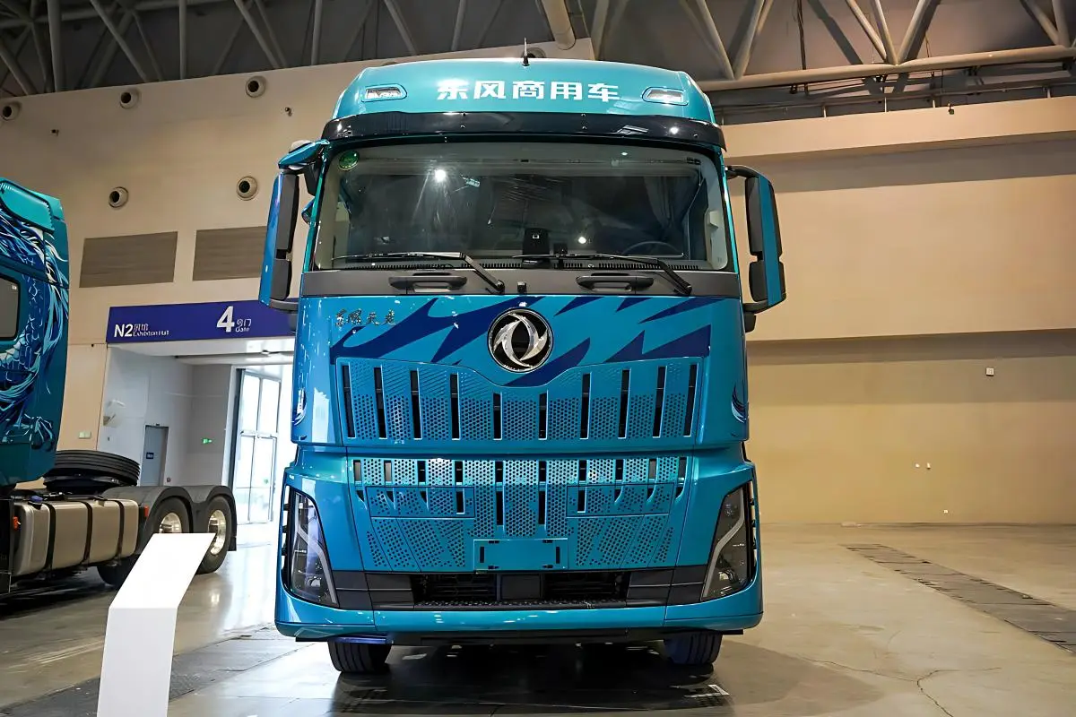 Overview of Dongfeng Kinglong KH 640HP