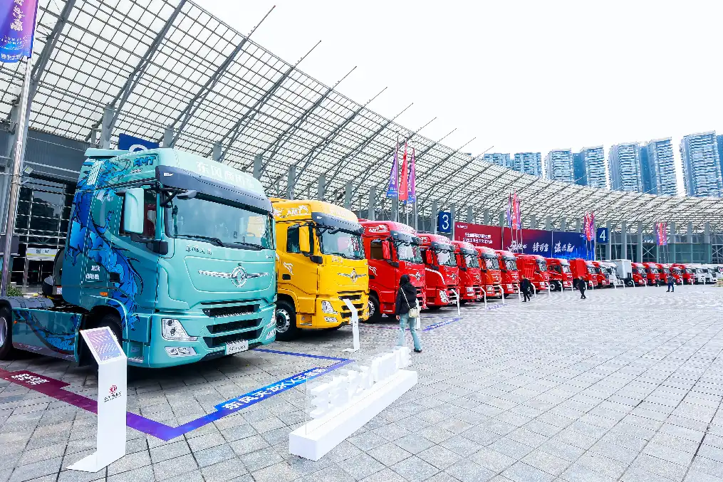 dongfeng-ccvs-2025-commercial-vehicle-show-tianlong-gx
