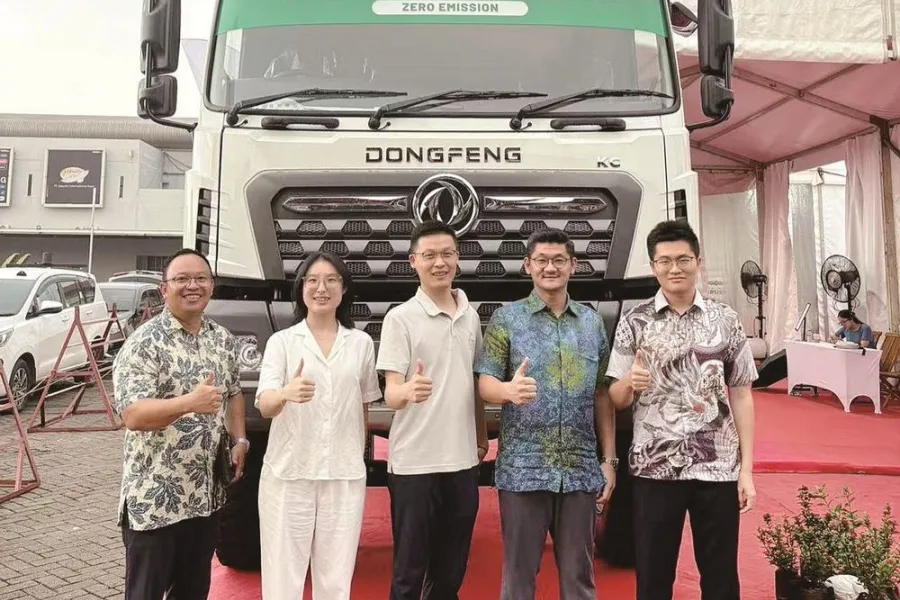 dongfeng-zero-emission-electric-dump-truck-icem-2025-indonesia