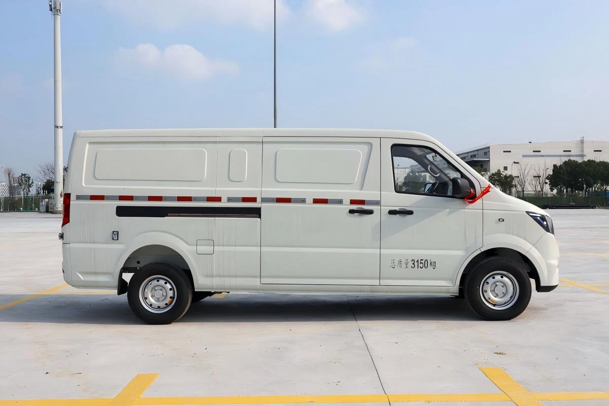 dfac electric delivery van