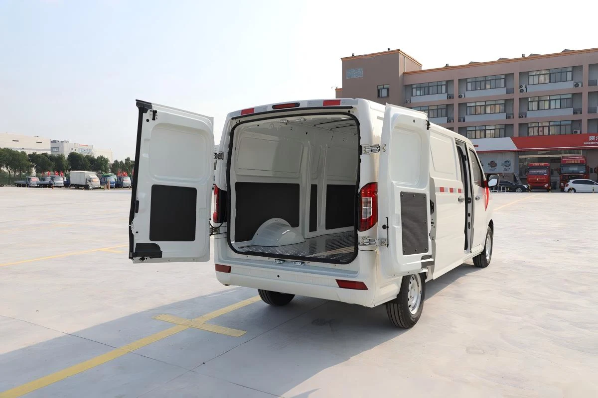 electric cargo van 7m3
