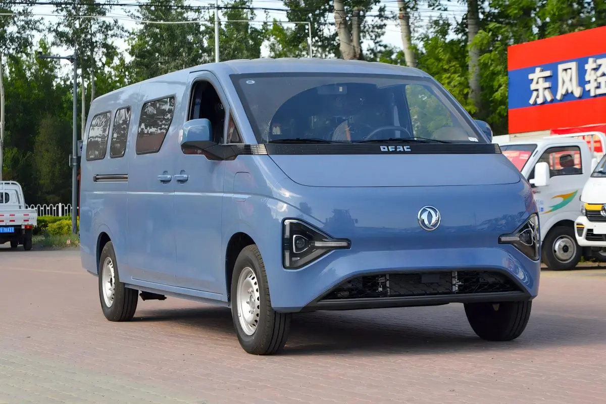 6-Seat Electric Light mini Bus