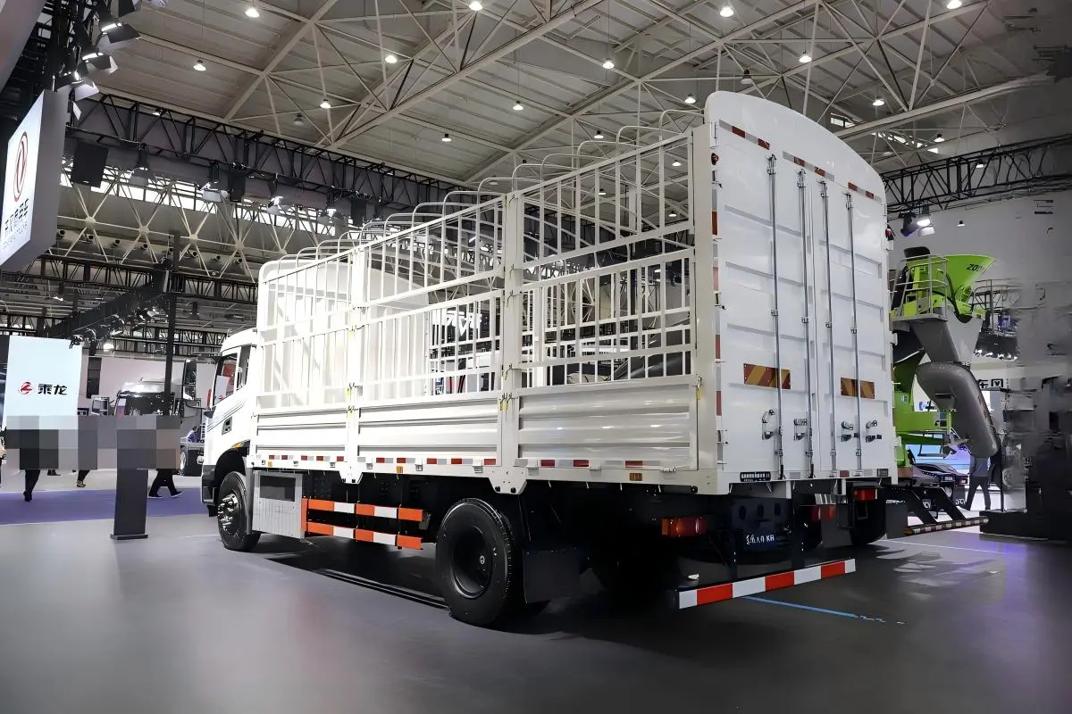 electric medium-duty truck