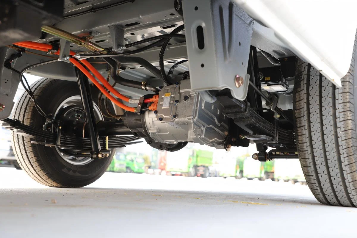 fleet electric vehicle commercial electric vehicle