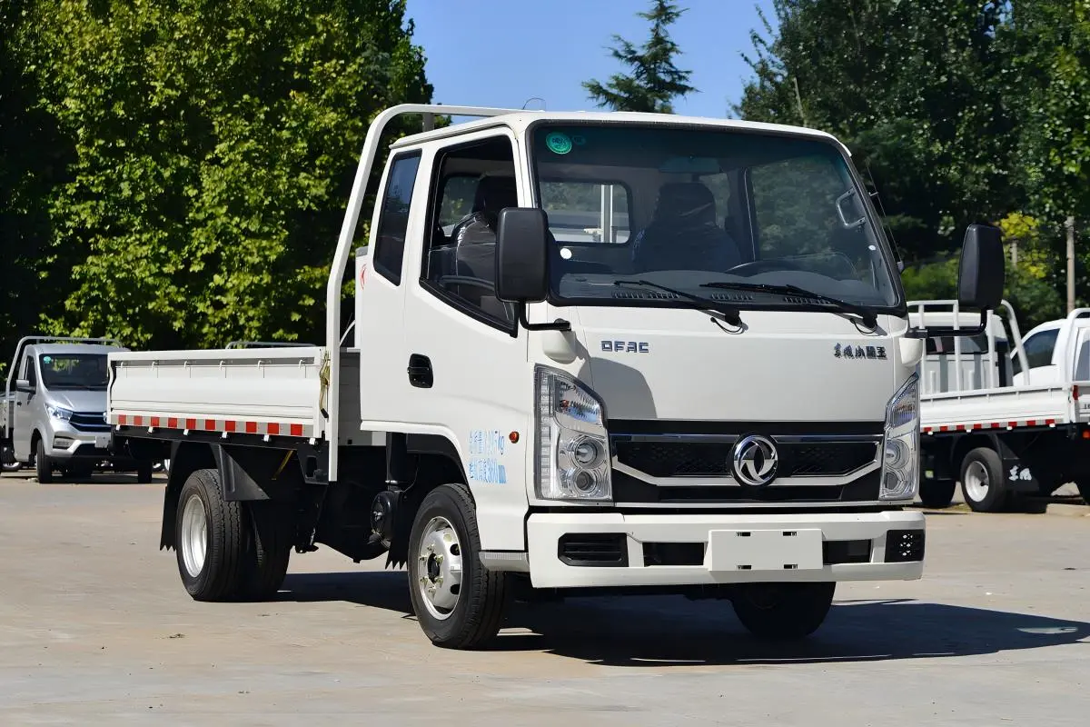 small delivery truck, urban logistics truck