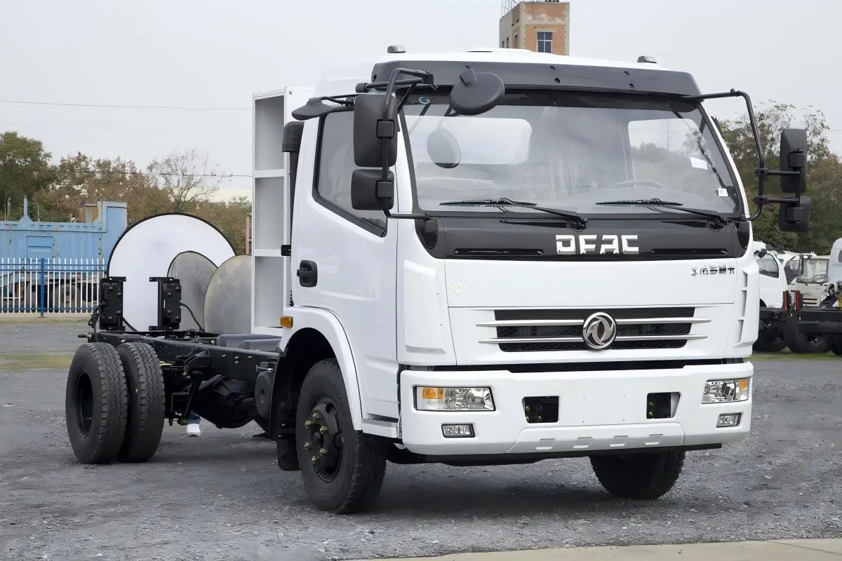 Dongfeng 143HP CNG truck CNG light duty truck CHASSIS FOR SALE