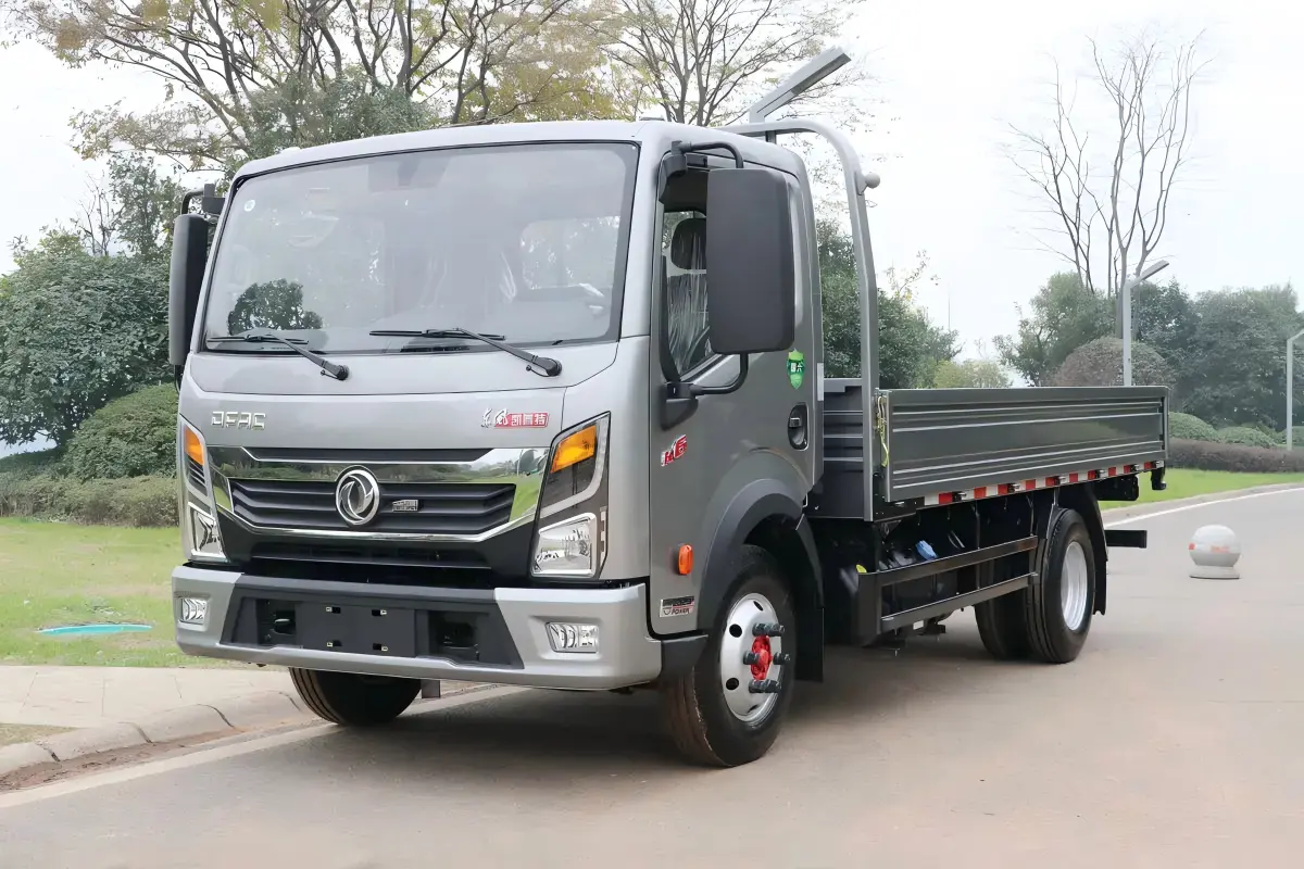 Dongfeng 4.15m flatbed light truck